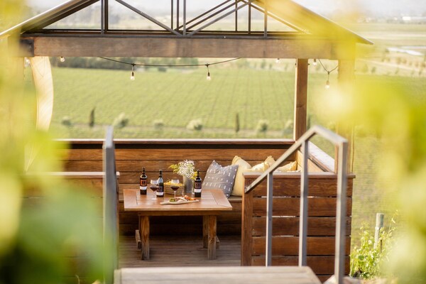 garden, shade, wood stain, eco hotel, outdoor structure, hardwood