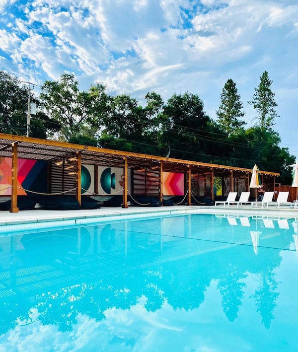 swimming pool, leisure, composite material, resort, recreation, shade