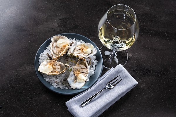 tableware, food, dishware, stemware, ingredient, drinkware
