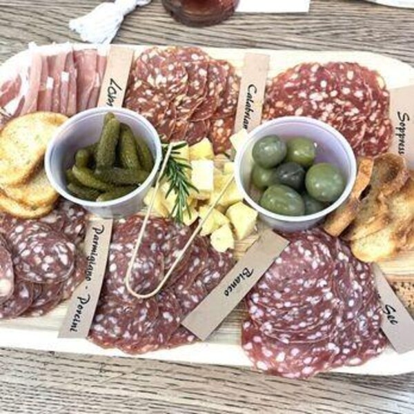food, ingredient, salchichón, meat, salami, salumi
